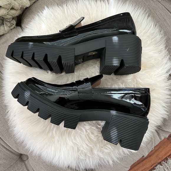 SOLD - Picture 2 of 5